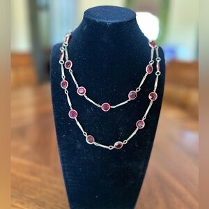 Vintage gold tone link and deep red beads necklace. Approx.  18”. Lobster clasp